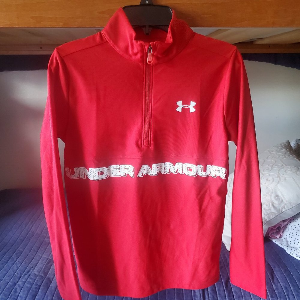 Under Armour long sleeve shirt/sweatshirt